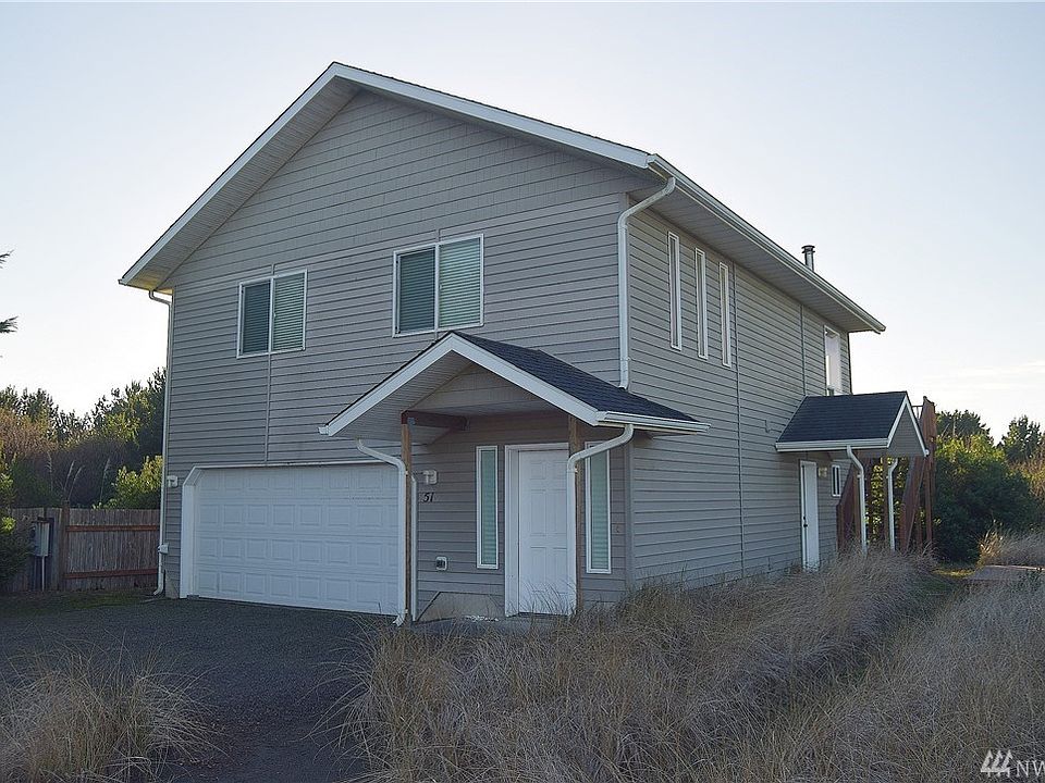 1st image of 519 Sand Dune Ave SW