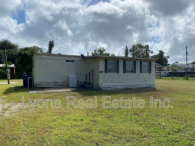 1st image of 8219 McDaniel Dr