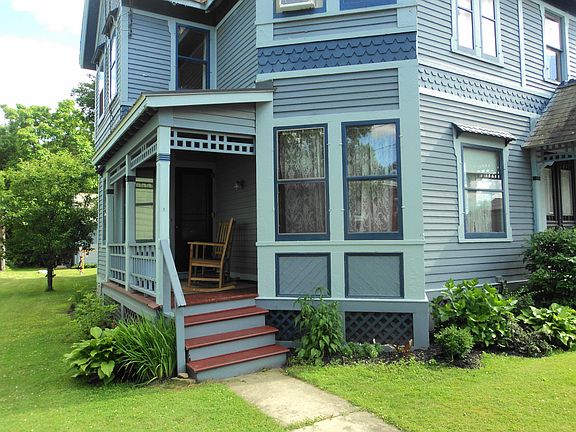 3rd image of 22 Hill St