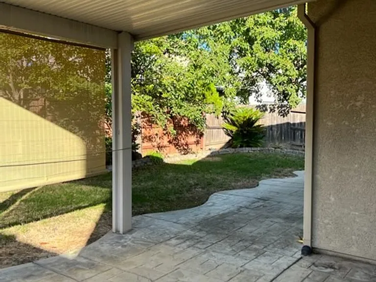 9632 Spring Breeze Ct — Photo 6