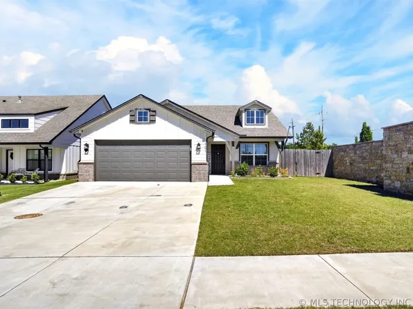 8601 N 76th EastPlace, Owasso, OK 74055