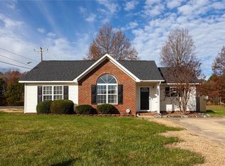 4101 Bryan Furr Dr, Charlotte, NC 28216