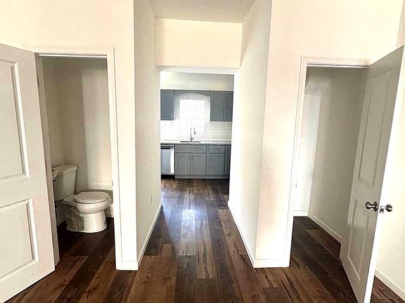 5th image of 1609 S Etting St