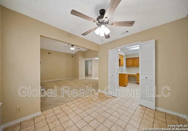118 Golden Way — Photo 15