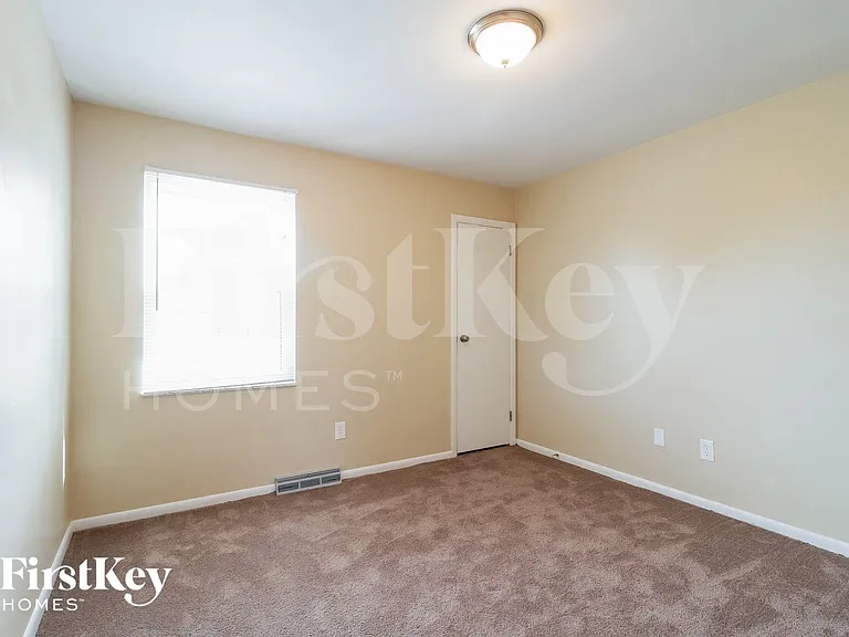8431 Bluebird Dr — Photo 14