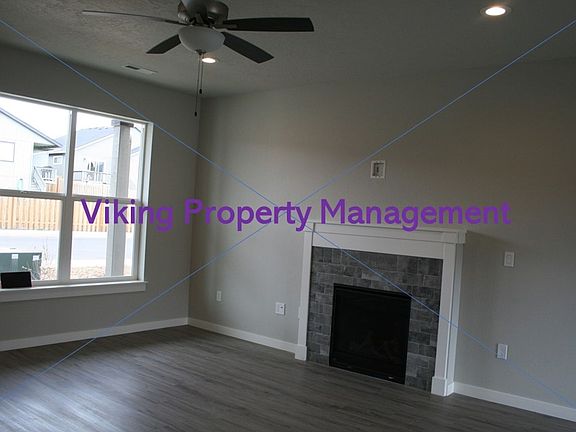2nd image of 1336 NE Brookstone Loop