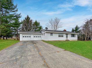 18 Sunset Dr, Orrington, ME 04474