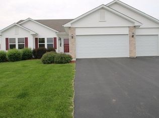 712 Ashleigh Ln, Roscoe, IL 61073