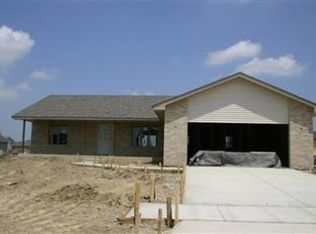 7332 92nd Ln, Crown Point, IN 46307