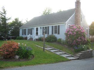 39 Grazing Field Ln, Dennis, MA 02638