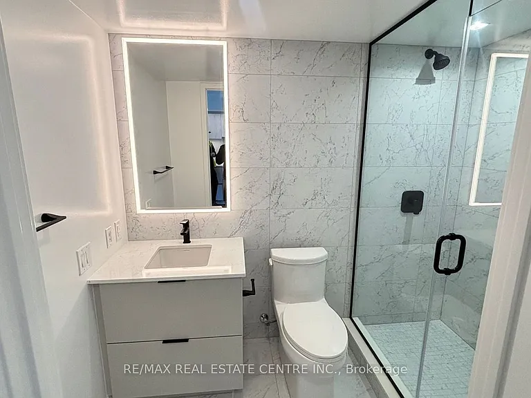 609 Sherbourne St #1909 — Photo 16