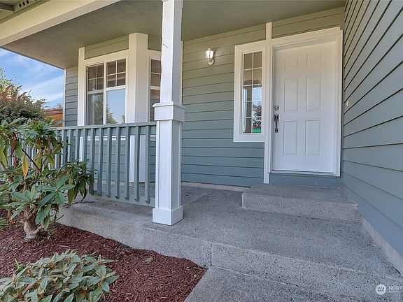 3rd image of 12219 200th Avenue Ct E