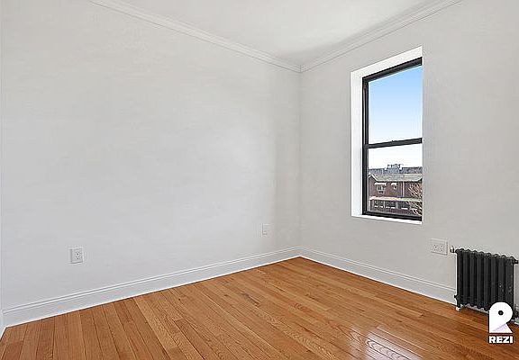 5th image of 488 Rockaway Pkwy #B4c4