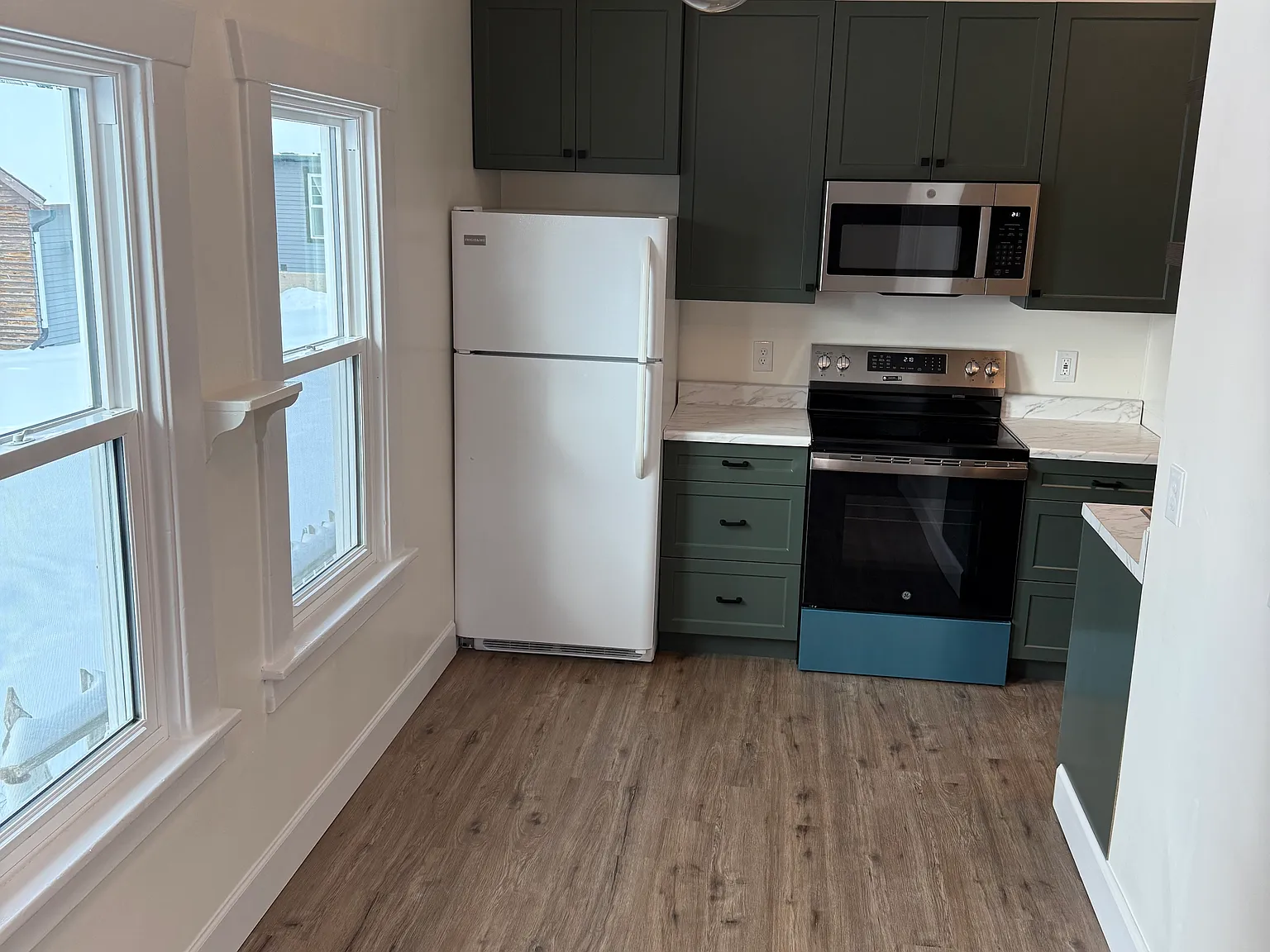 3 bed, 1.5 bath, 1600 sqft, $1,750 — Photo 4