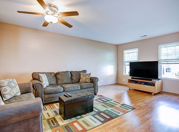 3rd image of 17446 Yakima Dr