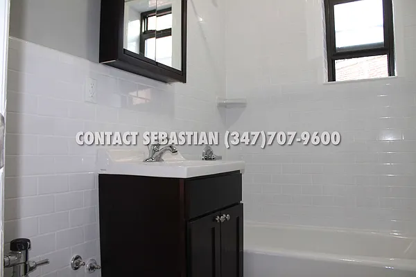 Rented by Contact Realty | media 5