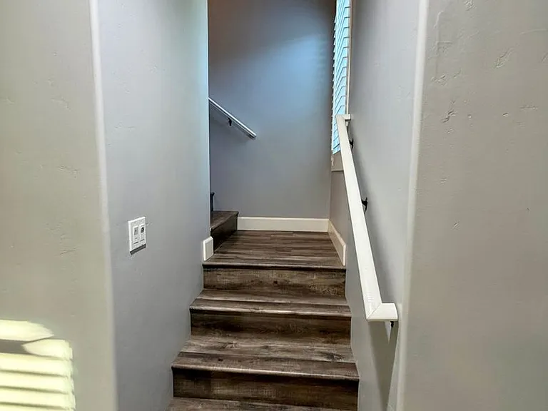 904 Larable Ct — Photo 15