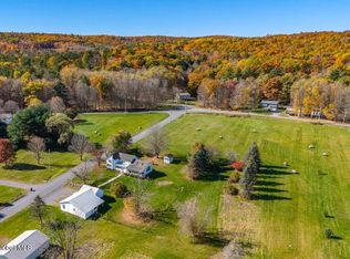 21 Jodie Rd, Eagle Bridge, NY 12057