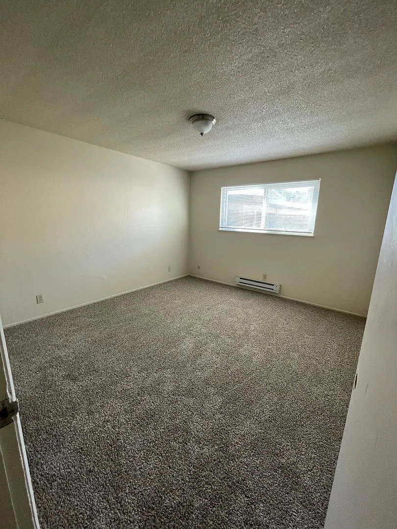 350 - 2905 Old Almaden Rd — Photo 4