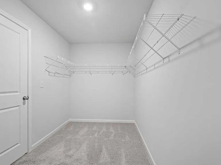 211 Clark Lake Ln — Photo 29