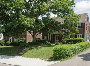 102A Lauderdale Rd, Nashville, TN 37205