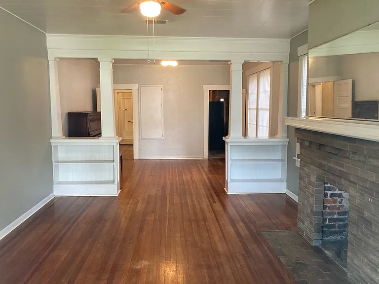 421 Rutherford St — Photo 9