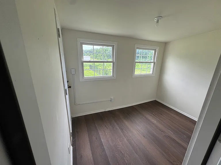 8536 Gilmore Ave — Photo 7