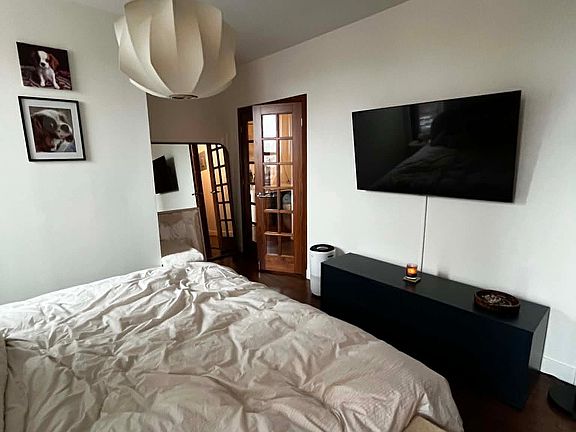 5th image of 1 Tiffany Pl APT 4A