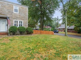 46 Hillside Ave, Metuchen, NJ