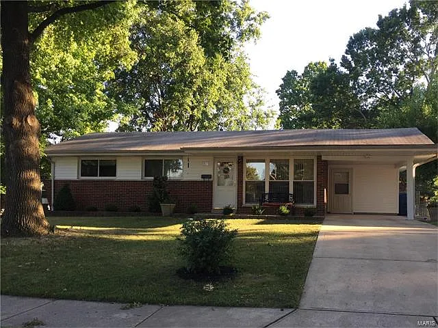 40 Flamingo Dr photo 1
