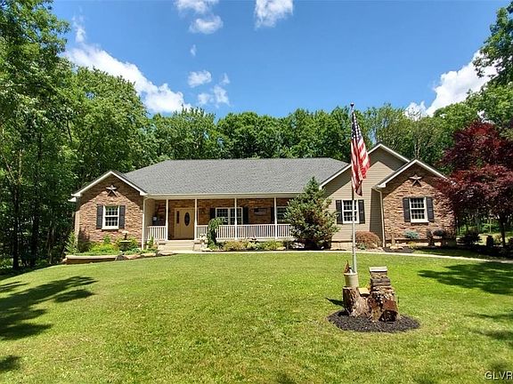 2nd image of 160 Crescent Dr