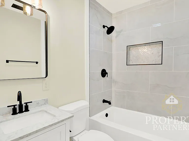 329 E Minnesota St #331 — Photo 9