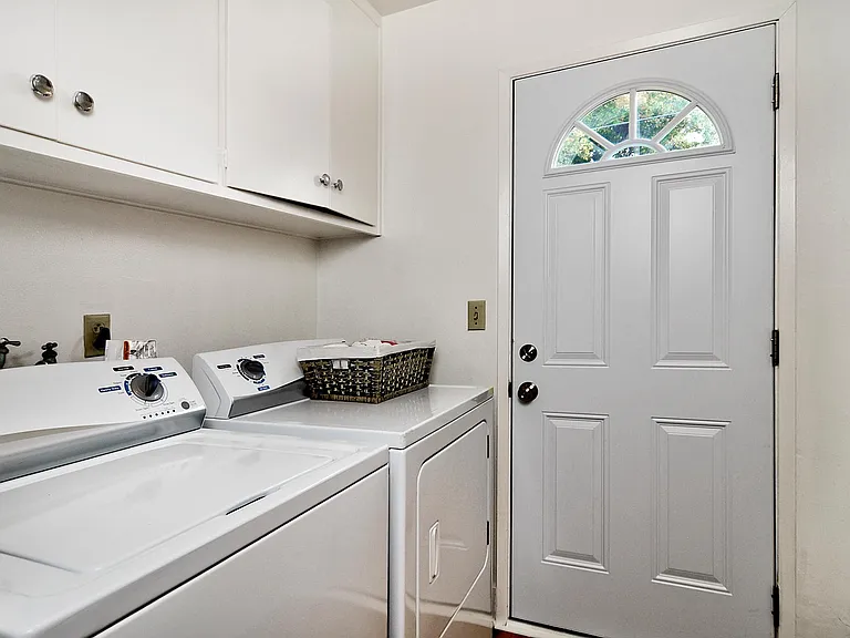 5778 Waltrip Ln — Photo 13