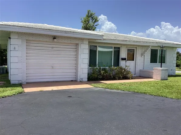 8961 Abbey Ct, North Port, FL 34287