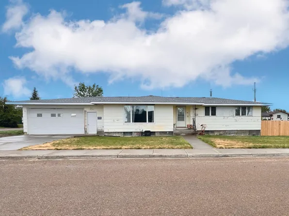 101 Crescent Dr, Wolf Point, MT 59201
