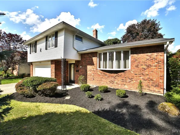 130 Jeffrey Dr, Amherst, NY 14228