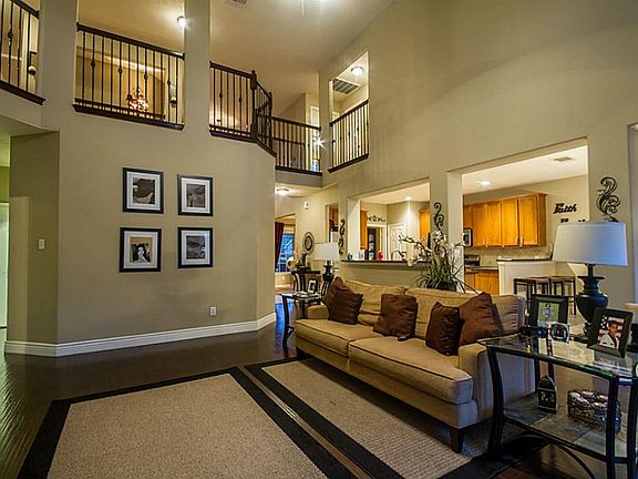 5th image of 203 Willow Pointe Dr