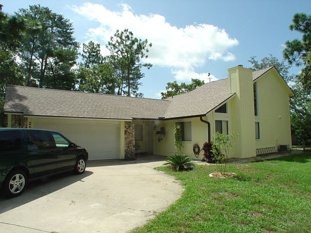 251 Woodstock Ct.