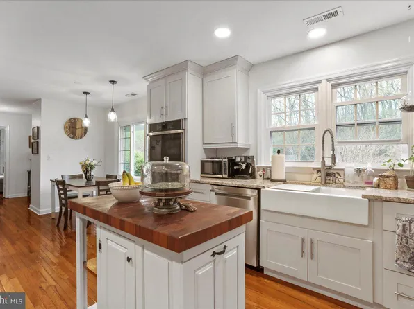 6025 Coon Tree Rd, The Plains, VA 20198