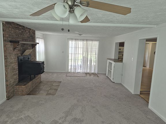4th image of 10817 Catharpin Rd