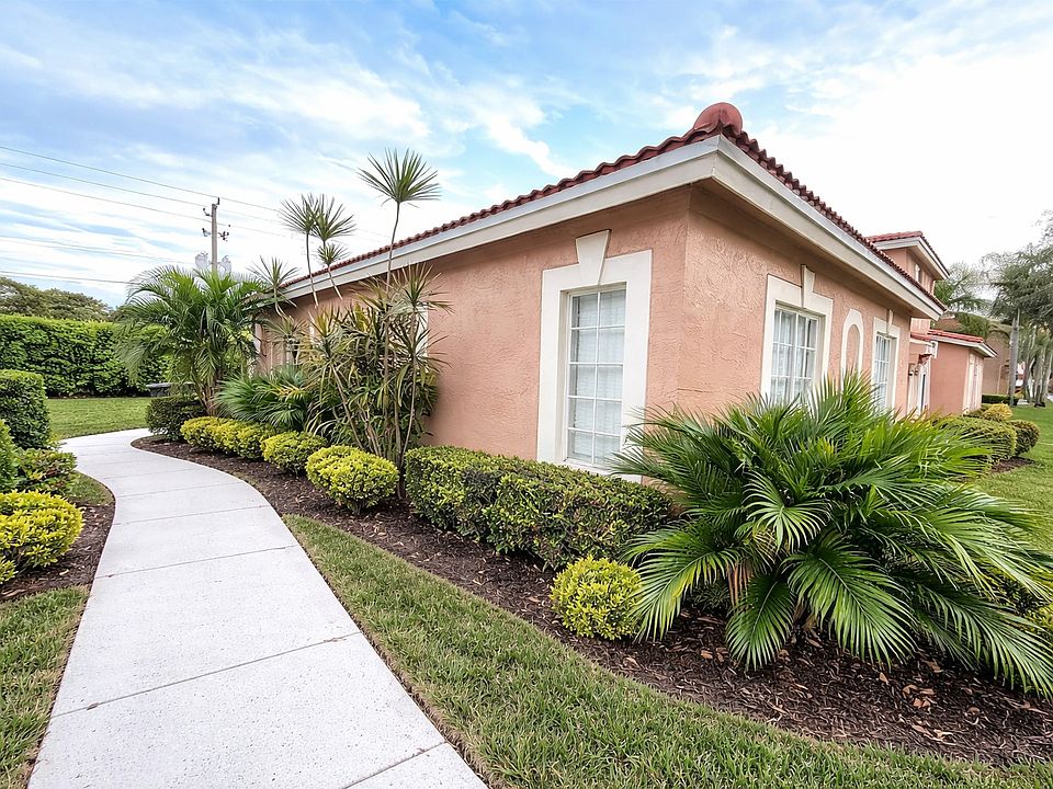 1st image of 9846 Kamena Cir