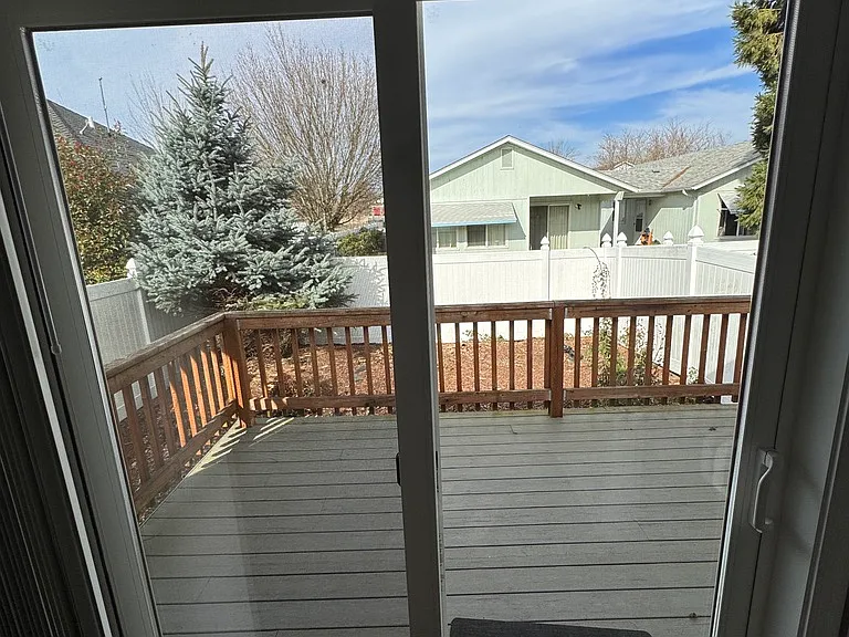 1811 17th Ave SE #1811 — Photo 13