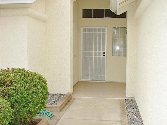 2nd image of 2683 Alegre Ave