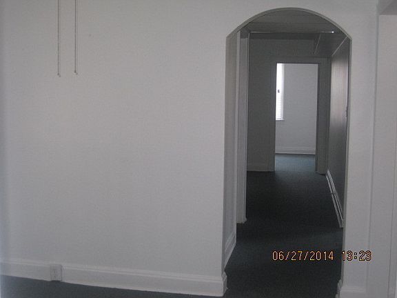 3rd image of 524 D St