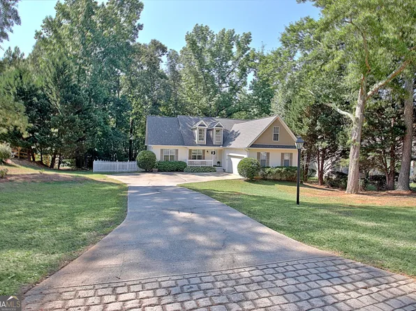 130 Otara Woods Dr, Newnan, GA 30263