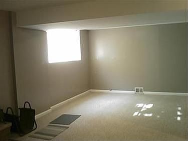 5th image of 7611 Venice Dr NE