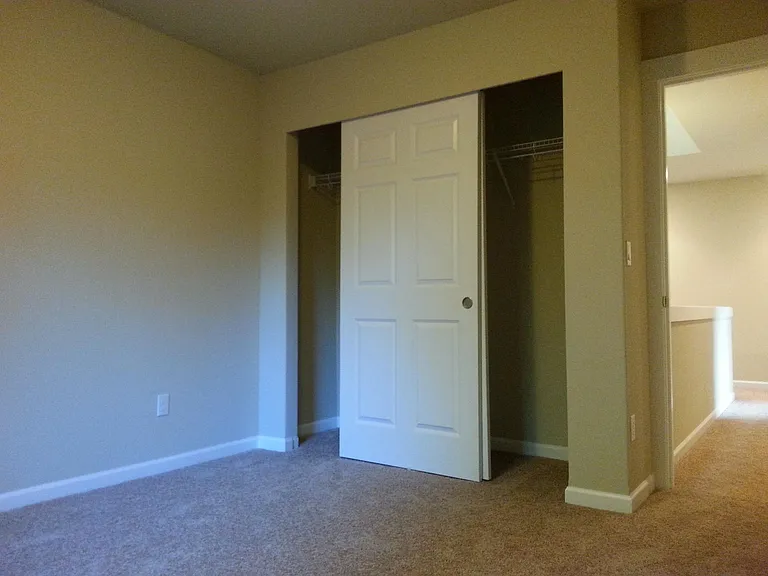 5017 Black Rock Loop SE — Photo 14