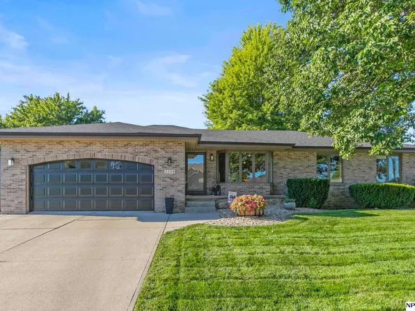 2539 E 21st St, Fremont, NE 68025
