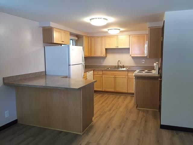 1st image of 54-56 E Lincoln Ave