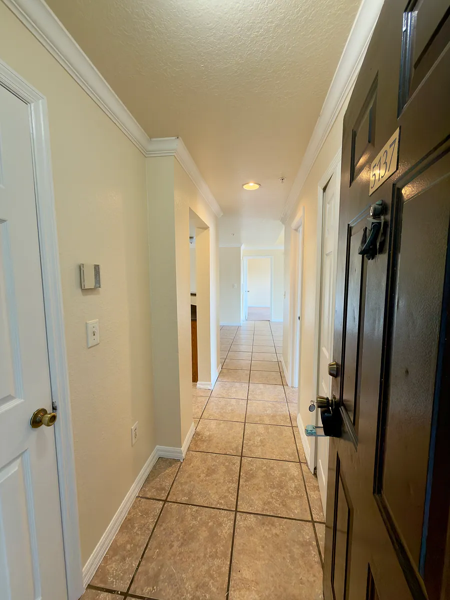 Building Photo - 5550 Pga Blvd #5137